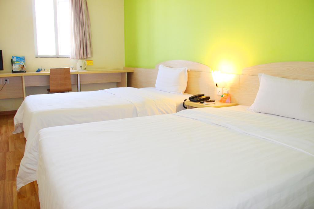 Hotel 7Days Premium Guangzhou Tianhe Shipaiqiao Pokój zdjęcie